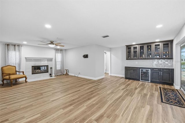 831 CHIPAWAY DRIVE, Apollo Beach, FL 33572