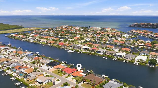 831 CHIPAWAY DRIVE, Apollo Beach, FL 33572