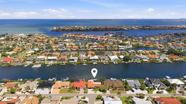 831 CHIPAWAY DRIVE, Apollo Beach, FL 33572