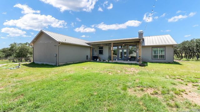 924 Annabelle Ave., Bulverde, TX 78163