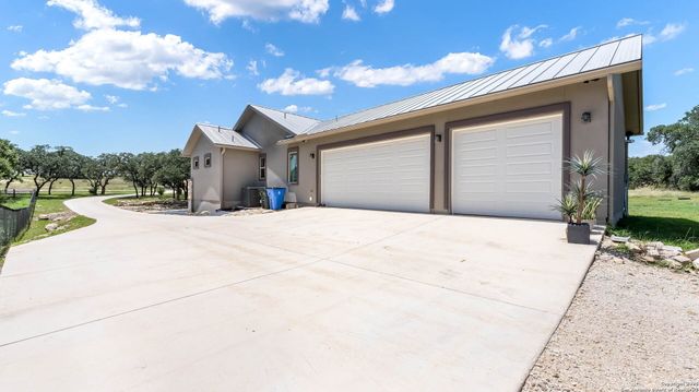 924 Annabelle Ave., Bulverde, TX 78163