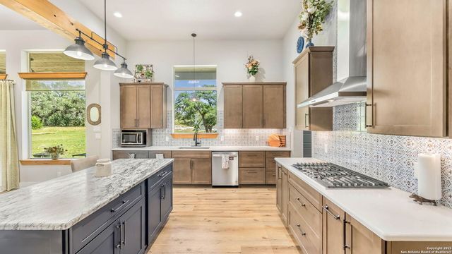 924 Annabelle Ave., Bulverde, TX 78163