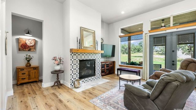 924 Annabelle Ave., Bulverde, TX 78163