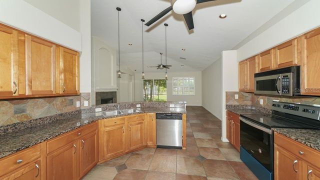 5453 NEW COVINGTON DRIVE, Sarasota, FL 34233