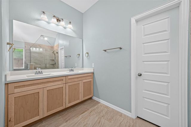 2805 Bretton Woods Dr, Conroe, TX 77301