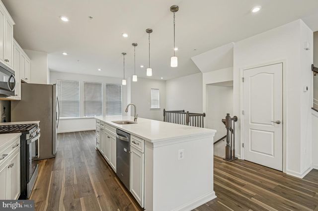 1646 ASTER LN, Hanover, MD 21076