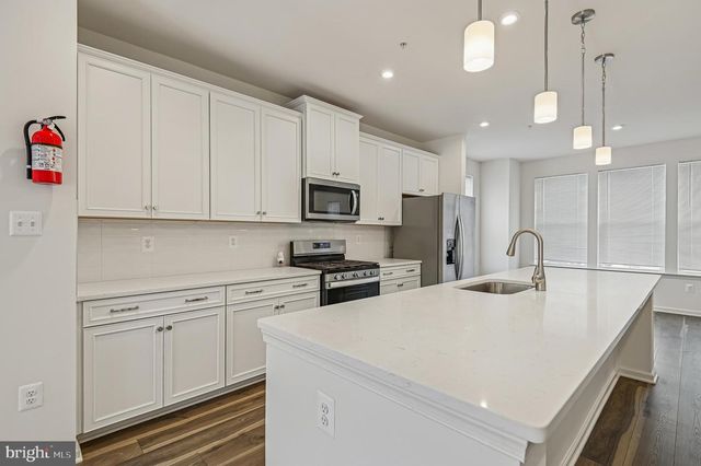 1646 ASTER LN, Hanover, MD 21076