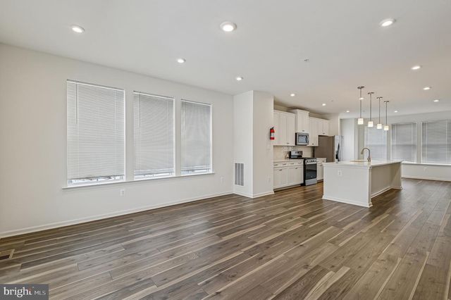 1646 ASTER LN, Hanover, MD 21076