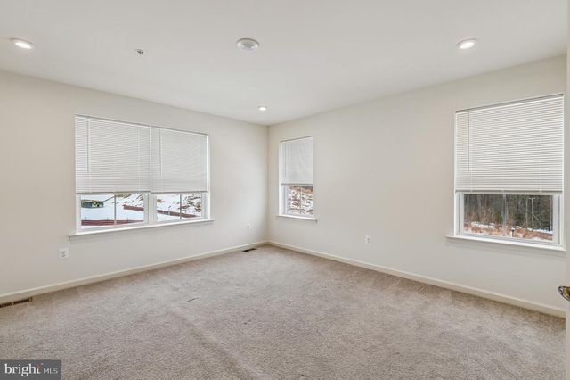 1646 ASTER LN, Hanover, MD 21076