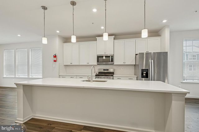 1646 ASTER LN, Hanover, MD 21076