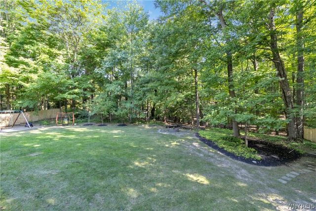 88 Middlebury Road, Orchard Park, NY 14127