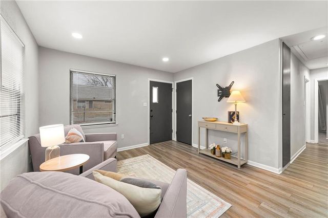 4705 Melody Lane, Kansas City, KS 66106