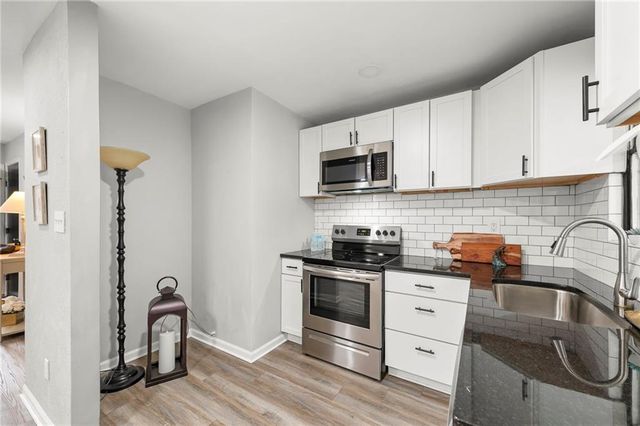 4705 Melody Lane, Kansas City, KS 66106