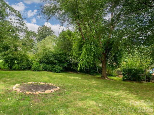 245 Weston Road, Arden, NC 28704