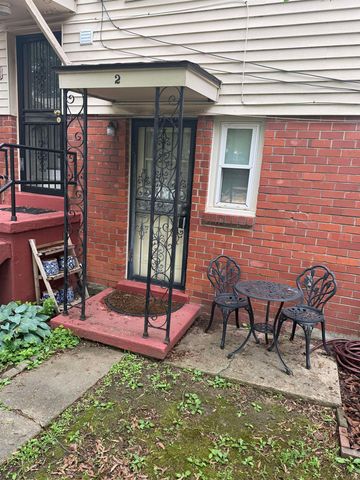 2993 Walnut Grove Rd Apt 2, Memphis, TN 38111