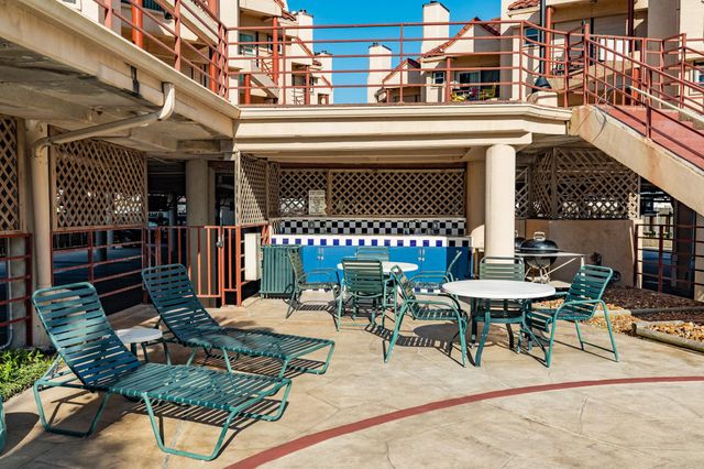 7312 Seawall Boulevard 112, Galveston, TX 77551