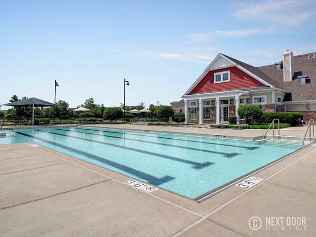 206 Barrett Drive D, Yorkville, IL 60560
