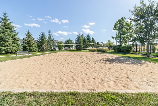 206 Barrett Drive D, Yorkville, IL 60560