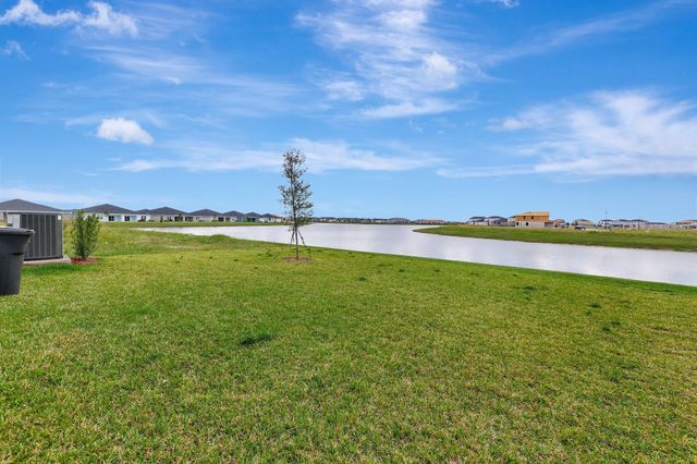 9398 SW Serapis Way, Port St Lucie, FL 34987