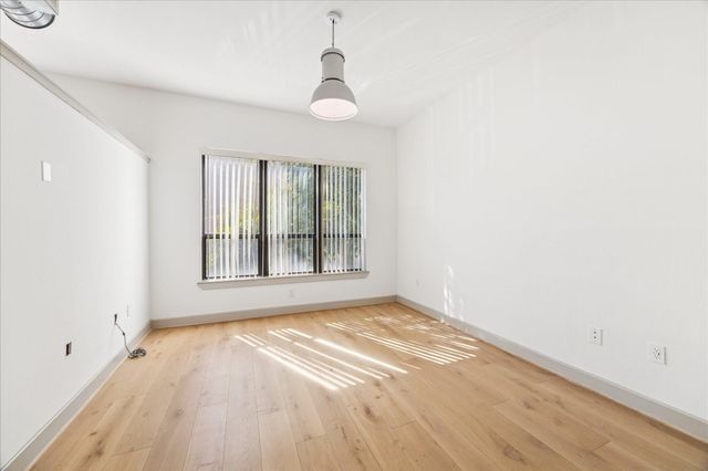 1901 Post Oak Boulevard 2203, Houston, TX 77056