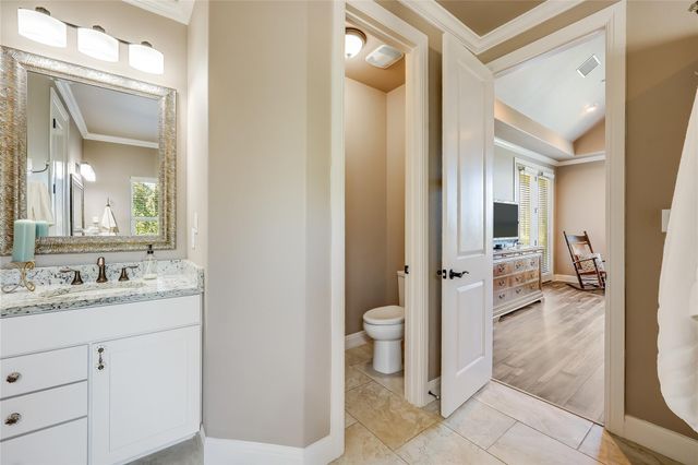 3500 Lohmans Ford RD 71, Lago Vista, TX 78645