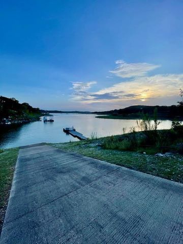 3500 Lohmans Ford RD 71, Lago Vista, TX 78645