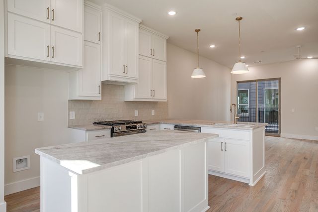 300 Foch Street 120, Fort Worth, TX 76107