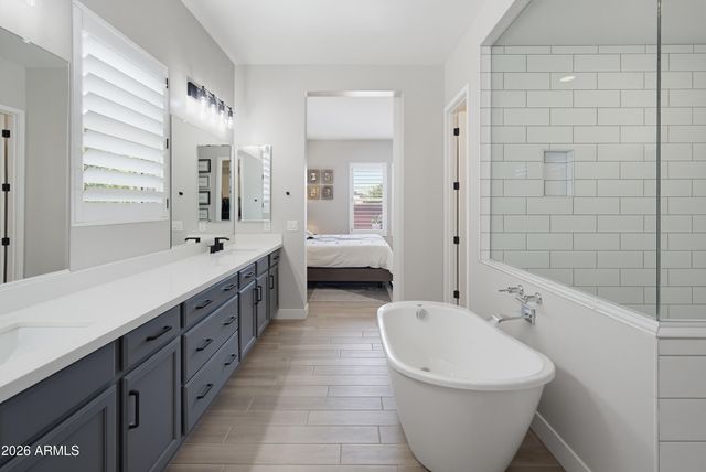 2515 E THORNTON Court, Gilbert, AZ 85297