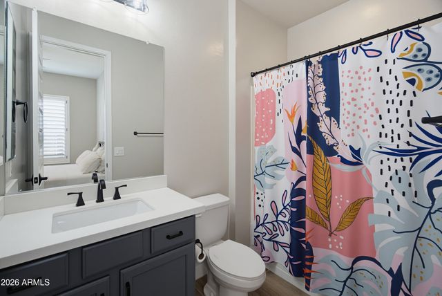 2515 E THORNTON Court, Gilbert, AZ 85297