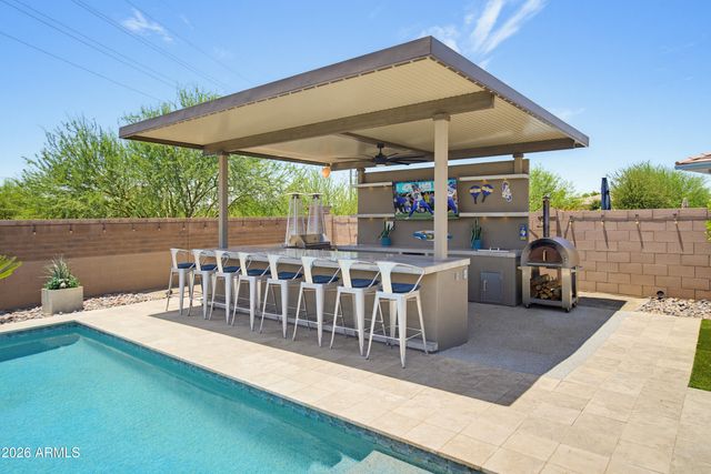 2515 E THORNTON Court, Gilbert, AZ 85297