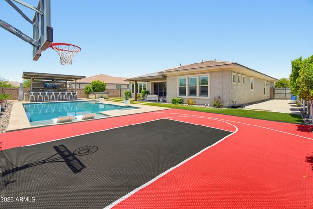 2515 E THORNTON Court, Gilbert, AZ 85297