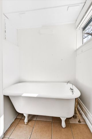 3201 6th Street, Muskegon, MI 49444