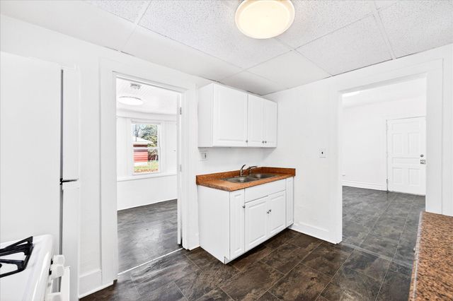 3201 6th Street, Muskegon, MI 49444