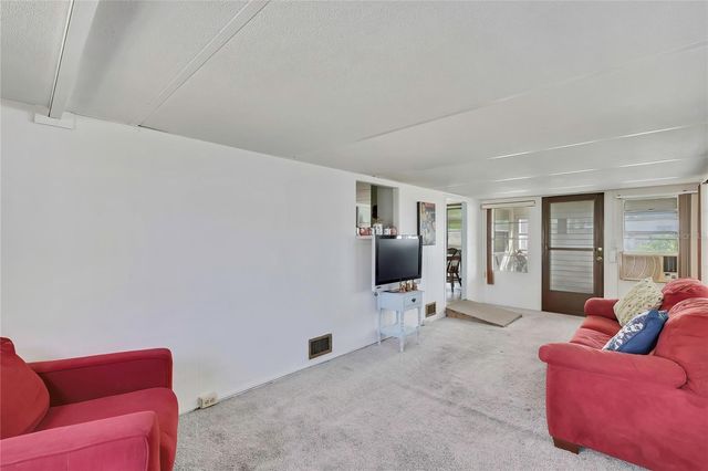 7168 FAIRLANE AVENUE, Brooksville, FL 34613