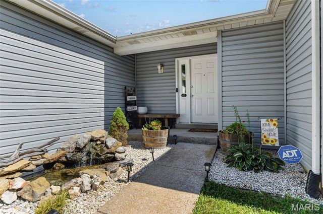 6138 Timber Hollow Lane, High Ridge, MO 63049