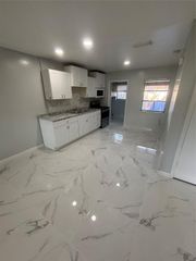 268 NE 41st ST, Oakland Park, FL 33334