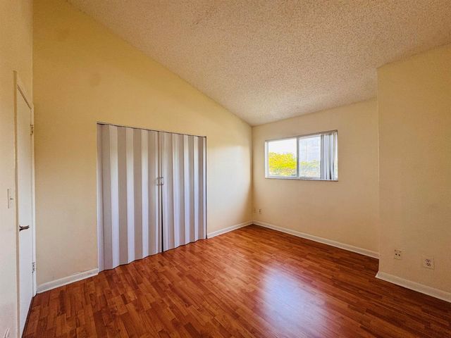 3409 NW 44TH Street 205, Oakland Park, FL 33309