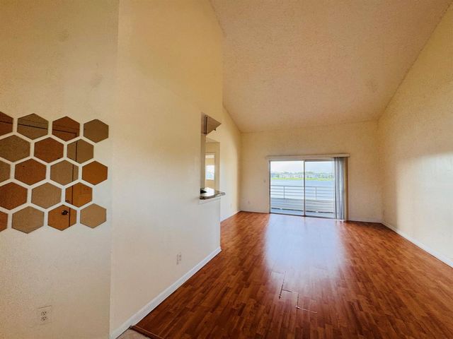 3409 NW 44TH Street 205, Oakland Park, FL 33309