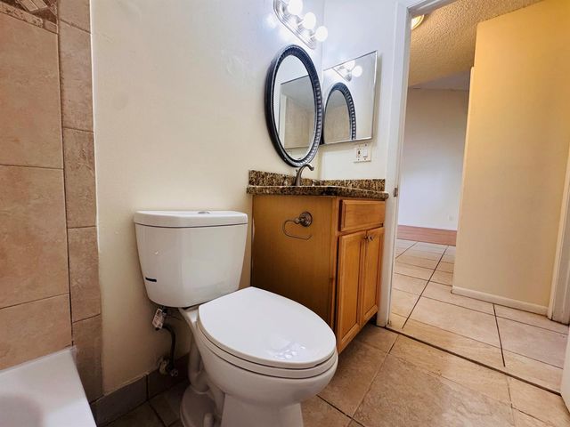 3409 NW 44TH Street 205, Oakland Park, FL 33309