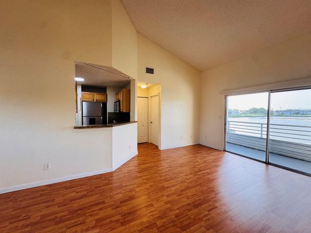 3409 NW 44TH Street 205, Oakland Park, FL 33309