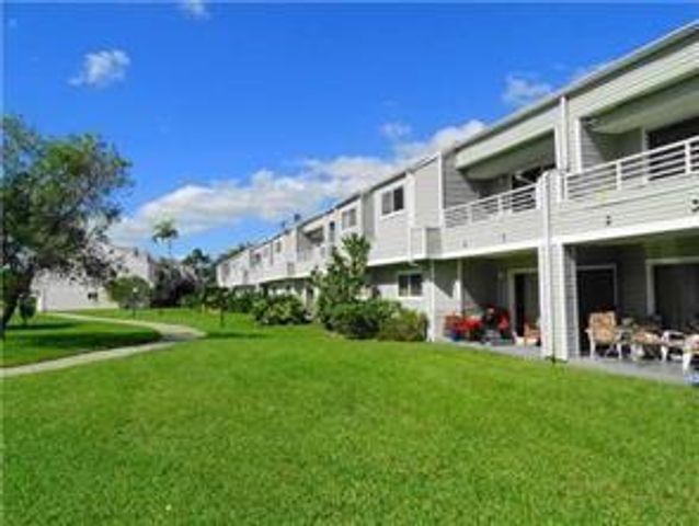 3409 NW 44TH Street 205, Oakland Park, FL 33309