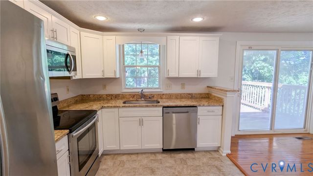 2832 Eagle Trace Ter, Richmond, VA 23223