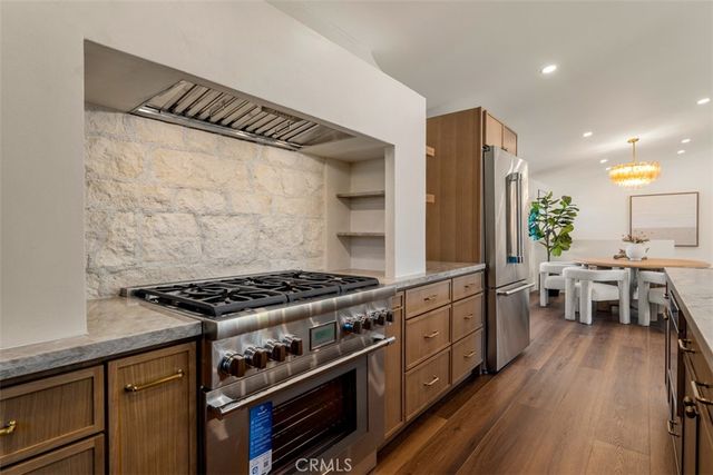 236 Wake Forest, Costa Mesa, CA 92626