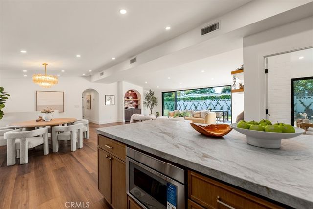 236 Wake Forest, Costa Mesa, CA 92626
