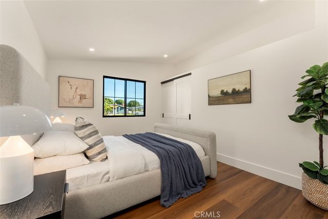236 Wake Forest, Costa Mesa, CA 92626