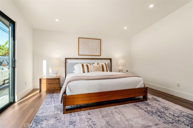 236 Wake Forest, Costa Mesa, CA 92626