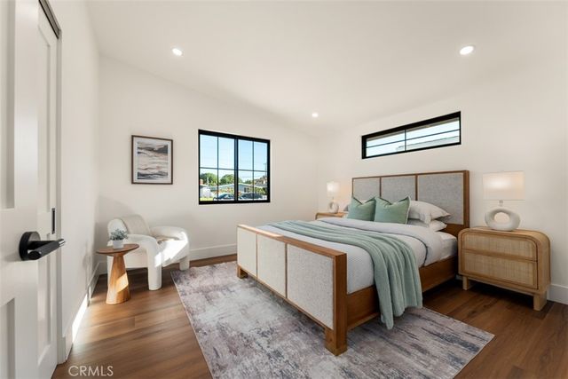 236 Wake Forest, Costa Mesa, CA 92626