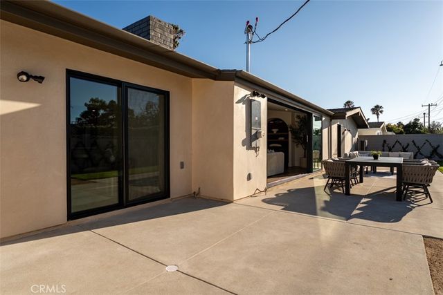 236 Wake Forest, Costa Mesa, CA 92626