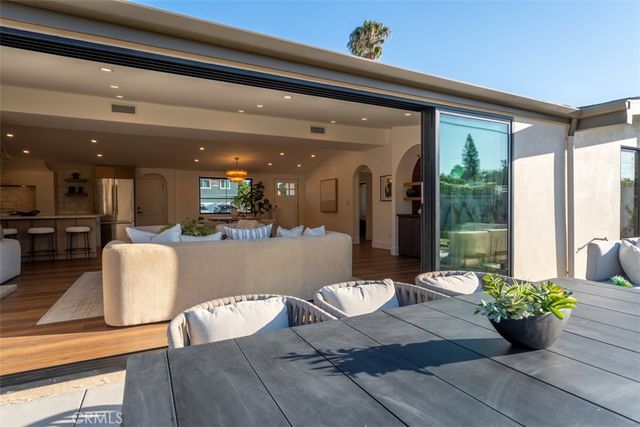 236 Wake Forest, Costa Mesa, CA 92626