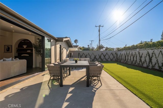 236 Wake Forest, Costa Mesa, CA 92626